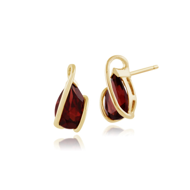 Classic Garnet Stud Earrings Image 1
